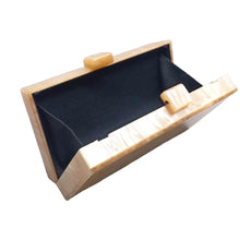 Load image into Gallery viewer, Daphne Clutch || off-White
