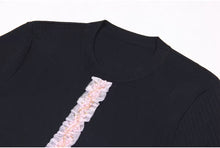 Load image into Gallery viewer, Lynn Sweater || Black
