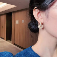 Load image into Gallery viewer, Chloe Earrings
