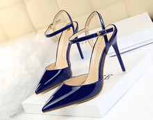 Load image into Gallery viewer, Amina muaddi ysl pointed toe heels 4” heels classy pumps bottega venetta
