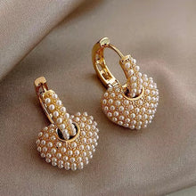 Load image into Gallery viewer, Chloe Earrings

